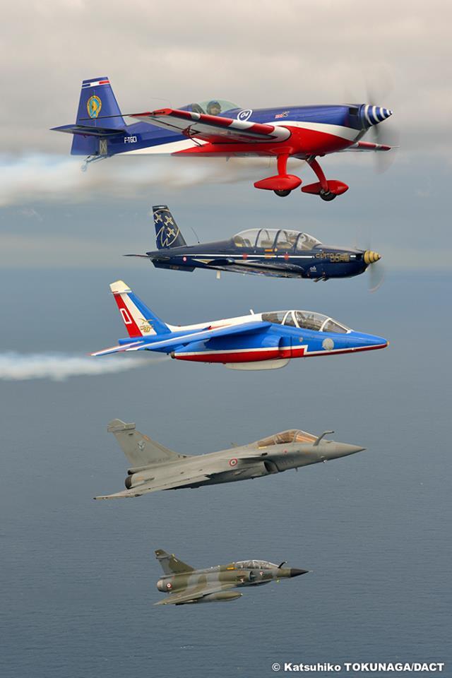 Blfl1b4CcAAimxj.jpg:large