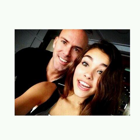 iamMadison_rp's tweet photo. Daddy.*~* http://t.co/j9H2DWLzf7