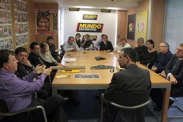 ElMaestrofcb's tweet photo. And people expect @mundodeportivo to be against the board http://t.co/yvWJrYEbM7