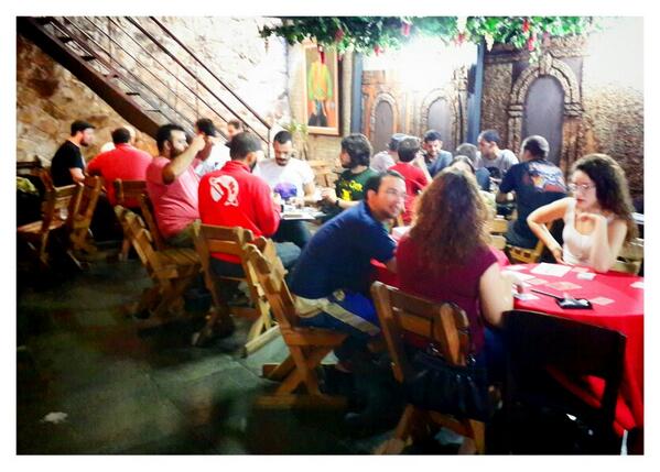 Labjogos's tweet image. Já temos cinco mesas de playtest rolando no Laboratório de Jogos!