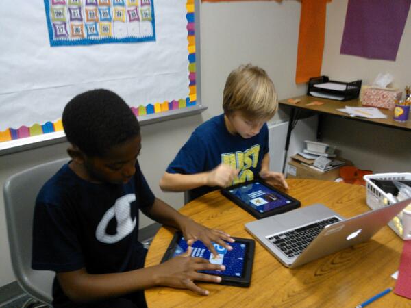 RangerGTi's tweet photo. #cisdlearns Each group chose a topic of interest to create their book about. This group prepares a math book. http://t.co/Ri7rlK1dp6
