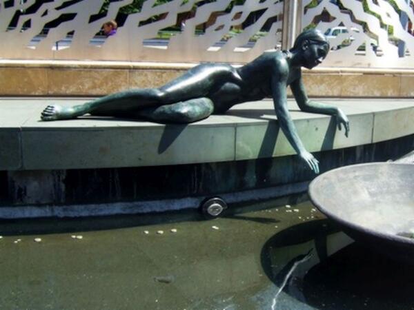 ZGoodacre's tweet image. How would life look if you could live forever? This week&apos;s #flashfic @forbes #netappvoice evpo.st/1kJ5VEe