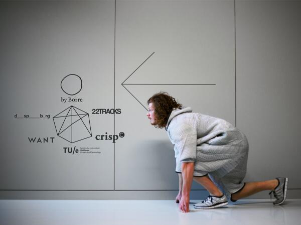 WIRED's tweet image. A 3-D-printed body suit becomes a wearable MP3 player wrd.cm/1hUPULX