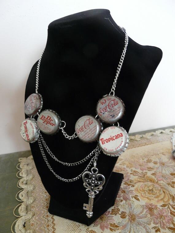 TheRecycleLine's tweet image. One of my first creations :) etsy.com/listing/185693…
#ecofashion #hipsterfashion #Etsy #etsytalentshow #pitinterest