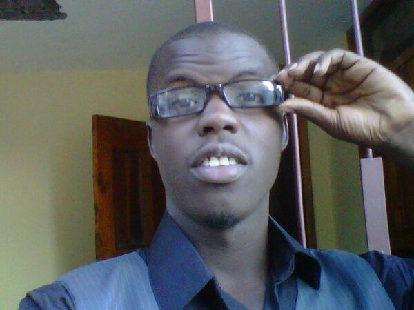 MrBedas's tweet photo. Lunettes http://t.co/fK5vo88icf