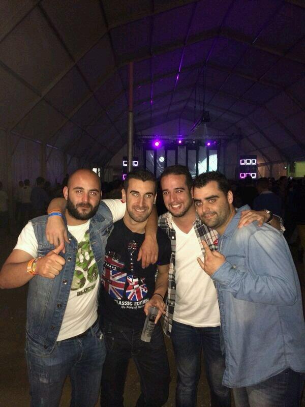 vicentnoguera's tweet photo. Electroespecial @javi_lampard , @CarlosPedron91, @Mompo_3... http://t.co/lfHGUs8h56