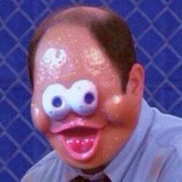 LouieVRee's tweet image. When she take her pants off and that ass FAT