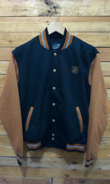 chisel_ind's tweet image. Sw'bb black1'051.505 IDR 225k CP:089618365126 FB:chisel egolution