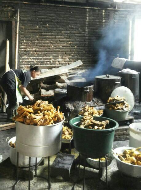 Kulinerjoss On Twitter Joss Infojogja Kuliner Dapur Ayam Kulinerjoss On Twitter Joss Infojogja Kuliner Dapur Ayam Goreng Mbok Cemplung Sendang Semanggi Sembungan Bangunjiwo Http T Co Xhbos5barg Via