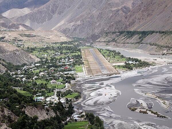гилгит аэропорт. гилгит-балтистан пакистан дорога. Area north. долина fairy meadows. Area north.