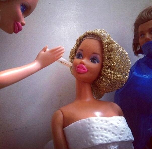 #Barbie #fakelips http://t.co/qHOPUGXkAe<a href="/tag/barbie"class="tags">#Barbie</a><a href="/tag/fakelips"class="tags">#fakelips</a>