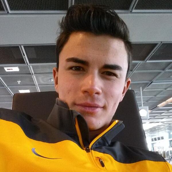 EmilAudero's tweet photo. ...✈️ Spain http://t.co/ug6iIaK4rO