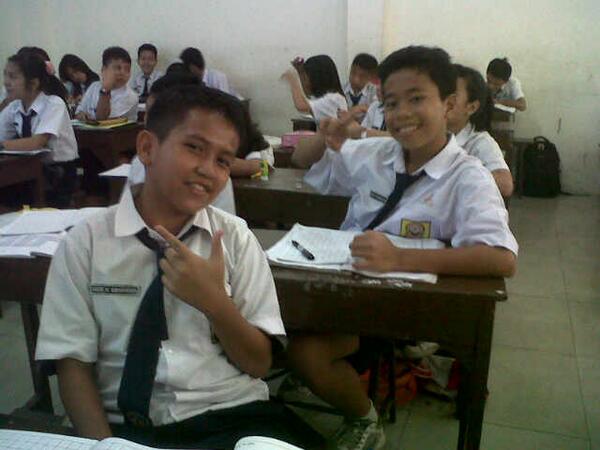 VIIA_KK's tweet image. Amsal dan Andre :)) #7amazing