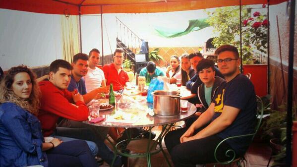 AlbertoSiles91's tweet photo. Lavin compae que Barbacoa!! http://t.co/opFlAISTJM