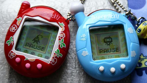 mashable's tweet image. The dream of the '90s is alive in these 8 retro-inspired gadgets. on.mash.to/1jity2o