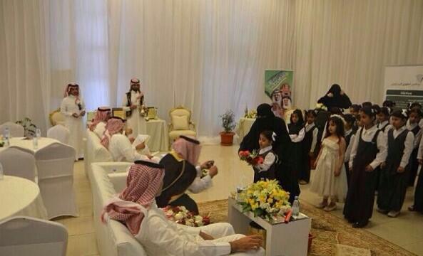 ahmadalrabai's tweet photo. هل سيُجيب وزير التربية والتعليم عن هذه الأسئلة؟!
http://t.co/AEjXDjP3dH
@mualosaimi http://t.co/sEDhfJ4vbS