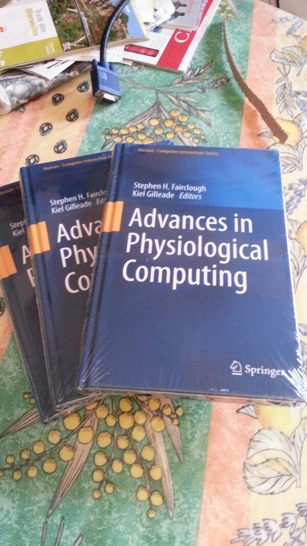 justkiel's tweet photo. Book has arrived! #research #physiocom http://t.co/cOJK5Ljk8X
