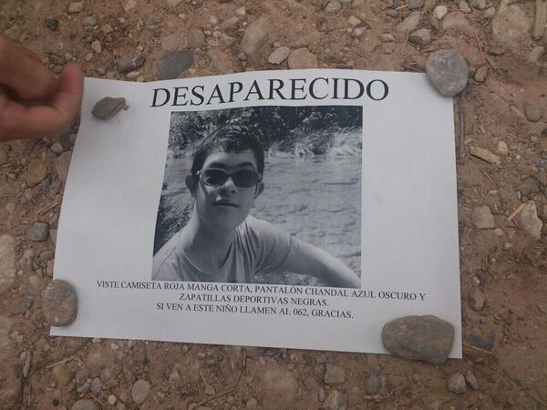 Cadena de personas.. tweet media