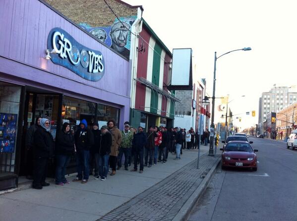 Holy cow! So many of you made it out in this frosty record store day morning! Gettin close now!