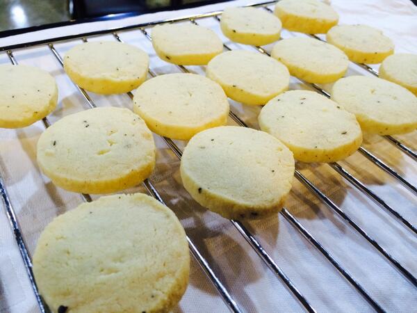 Add_Butter_ tweet picture