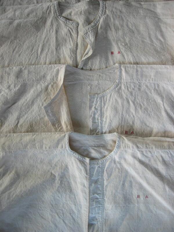 picnicstudios's tweet photo. #Antique #Linen French chemises for interiors. Stunning as deoration or use for re upholstery http://t.co/EtXcTL5YTC http://t.co/qi9ufuSnjg