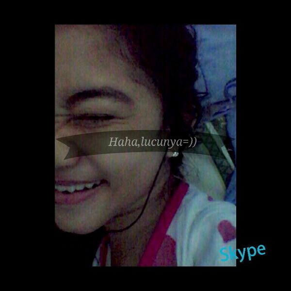 aprilindah3's tweet photo. @aprilindah3 #haha http://t.co/2E1WFRz7YB