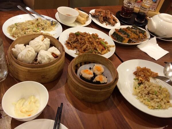 Ten2tendy's tweet photo. Good taste 👍👌@ImperialKitche kuningan http://t.co/MyOE4shXmT