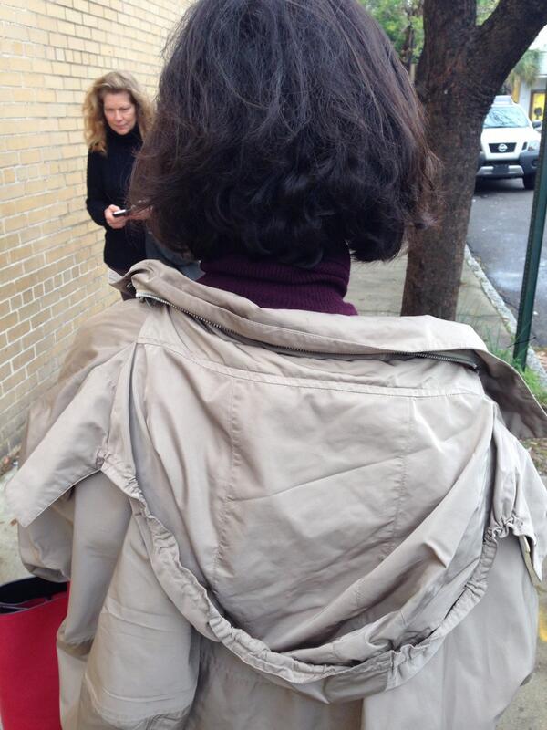 WmagKarla's tweet photo. From straight to curly by 12 pm #southernhumidity http://t.co/945Kng0Ji3