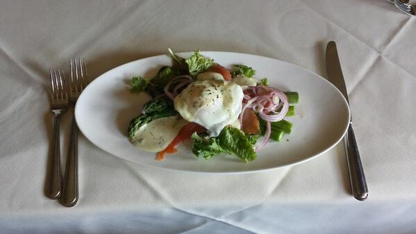 GavinKastner's tweet photo. Getting spoiled at # cks.real food http://t.co/4cTjUkWuRN