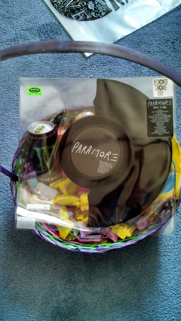 zack_davis0's tweet photo. @paramore @yelyahwilliams @schzimmydeanie the new vinyl as part of my girlfriends Easter basket #ain'titfun http://t.co/UOtiNqqvQ7