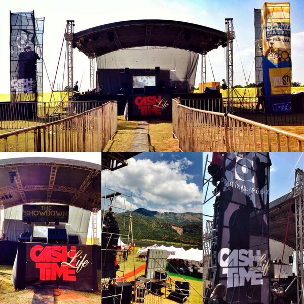 theShowdownSa's tweet photo. The set up for tonite in Mokopane, Limpopo!! #TheShowdownHiphopFest Our first in there area http://t.co/p7yhBL00xa
