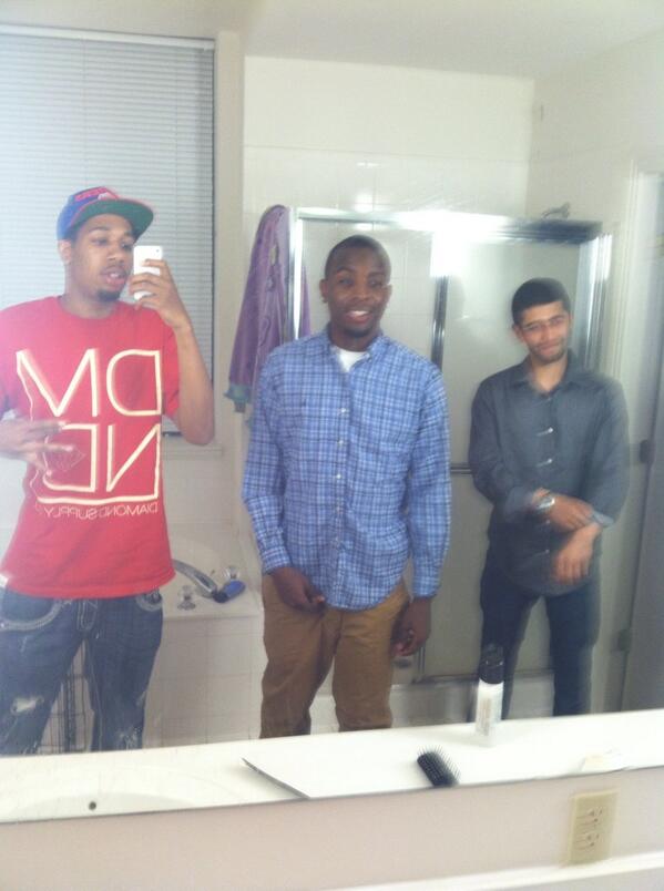 PostBadLoach's tweet photo. Loach and cousin and Indian homie http://t.co/eX48HTZES7