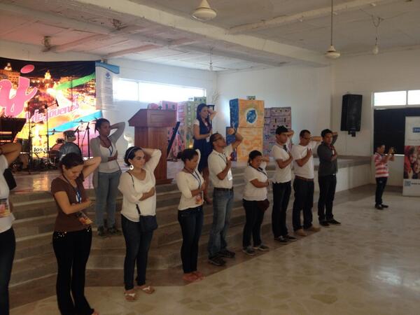 OneHopeNetwork's tweet image. Tiempo de gran bendición! Jovenes talentosos, creativos y llenos de amor por esta generación!!!