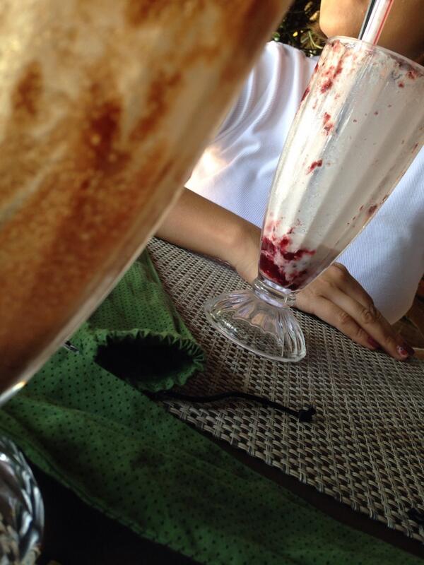 I'm at MousseCake (Ribeirão Preto, SP) w/ 2 others 4sq.com/1mm73jt