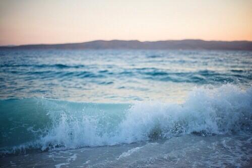 Randomgirlthin's tweet image. I'm ready for summer!🌊
