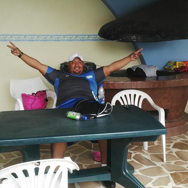 Mydogor81's tweet photo. Vivir la vida ese soy yo http://t.co/Egt6EaDyKg