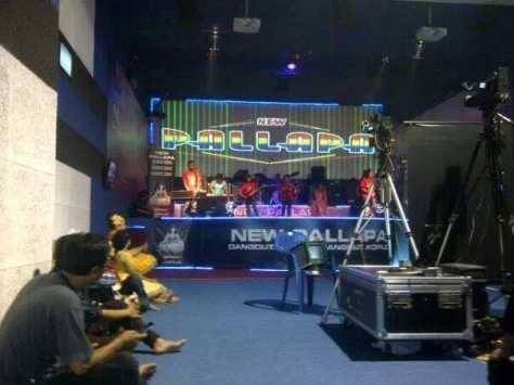 Jadwal manggunnng new pallapa tgl 10 mei 2014 di pasar tulangan ke timur,,, tulangan. sidoarjo