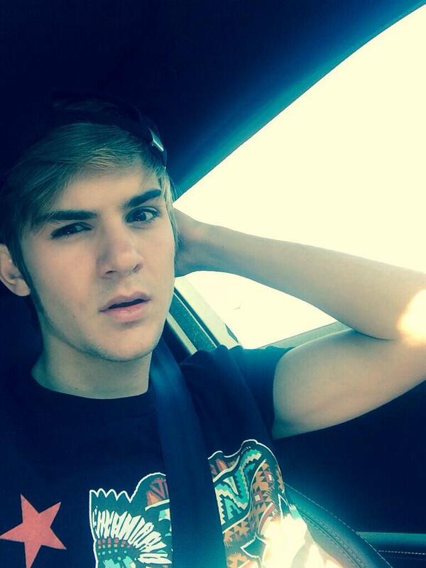 IM5Hashtags tweet picture