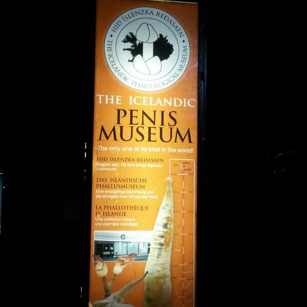 lucycarrot's tweet image. Ok so now I've totally seen it all ! #randomplace