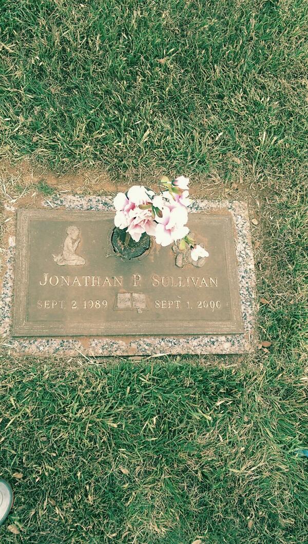 LilPatOfficial's tweet image. Hard to say goodbye but I know he's watching over us! #RIPJonathan #WeMissYou