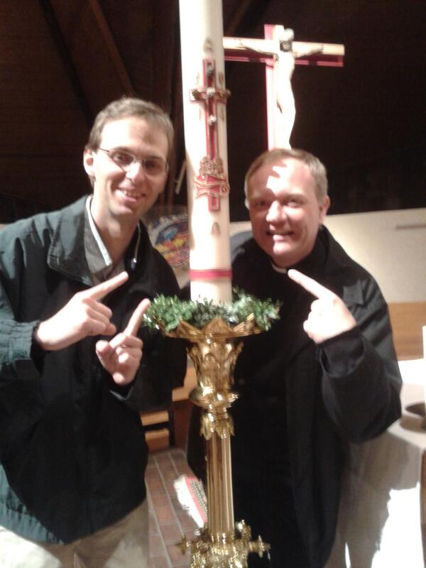 ThibaudLabesse's tweet image. #FRAT2014 #Selfiecierge Christ est ressuscité, Il est vraiment ressuscité!!!