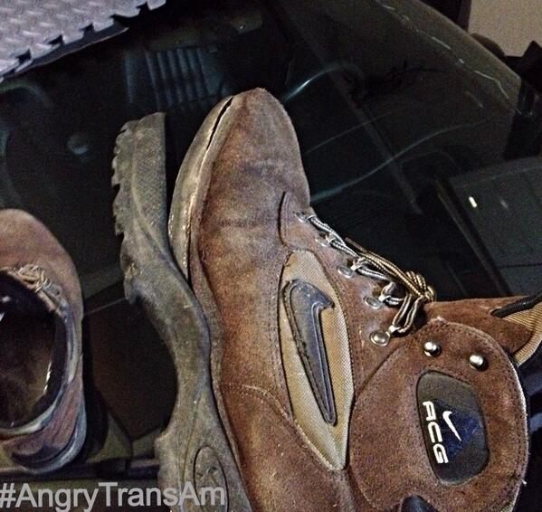 AngryTransAm's tweet image. When my owner heel toe shifts something angry.... @LS1Tech_com #ls1Tech #AngryTransAm