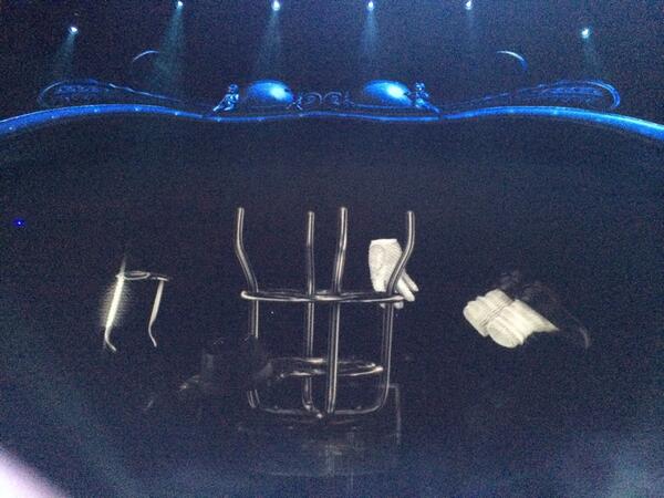NishaPahTuck's tweet photo. Michael Jackson meets cirque du soleil? I'm in heaven #engagemoon http://t.co/4juPlr2cQX