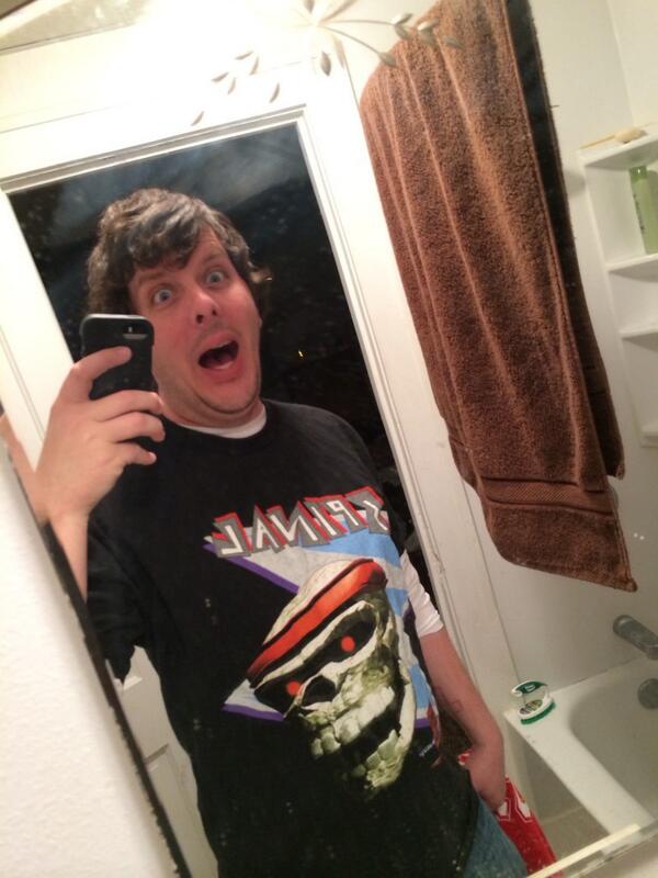 80_joi's tweet photo. ladykiller hits the town. <3 @maximilian_ @majornelson @MarkMan23 @RealKLobb @Filthierich @Xbox http://t.co/df6VddE9DT