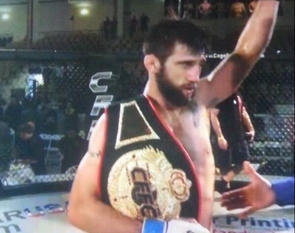 FXQueenBee's tweet image. The CHAMP is here!!! @NickHonstein @CFFCMMA @FactoryXmt @JAY_Solves 

@ufc he's coming for you!