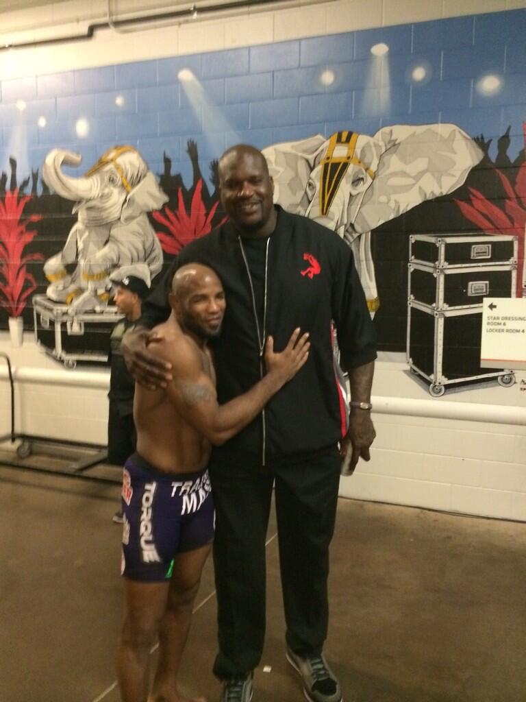 BlowSnNIcAAto3c.jpg:large