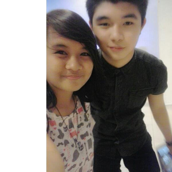 TropangJOSH's tweet photo. @OhhJOSHko Happy 17th Birthday taaaabs! :) Imissyousomuch! :* waaaavyou <3 http://t.co/upDUnShWY1""