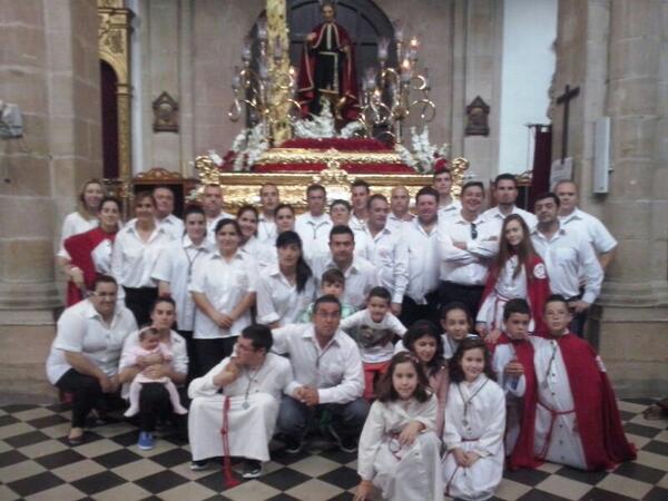 sanjuanevangel's tweet photo. Ole sois grandes http://t.co/A0lXRCIBdg