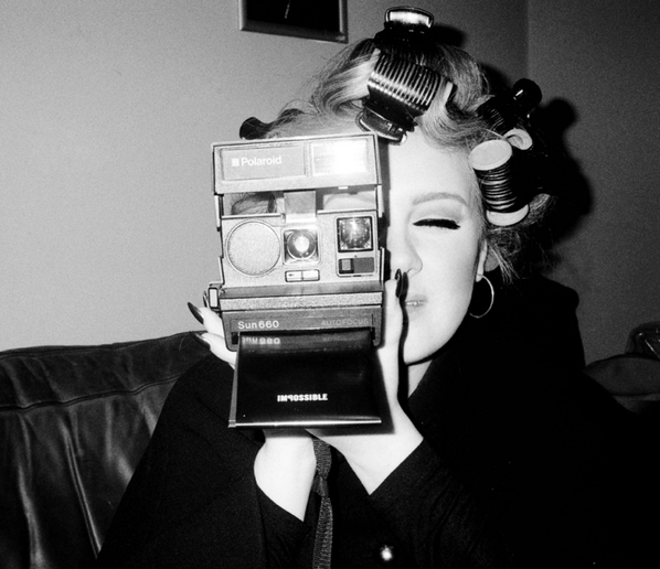 adeleworldwide's tweet photo. Photo by Allister Ann #1 http://t.co/y2gKRW2aRt