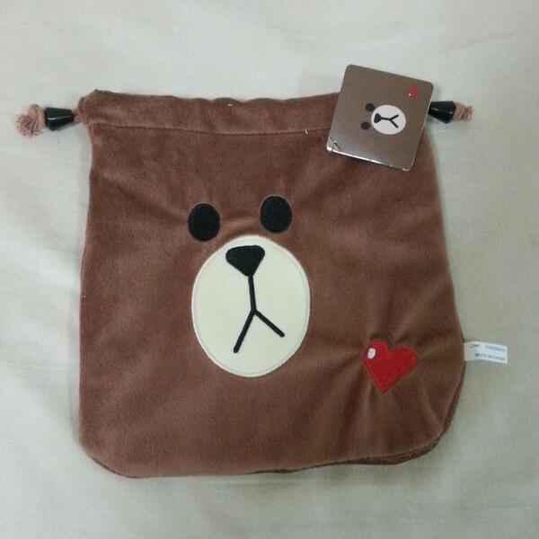 CLSHOP07's tweet photo. Anyone want to buy Line Drawstring Pouch? ^^ http://t.co/5HpcI3FCS4